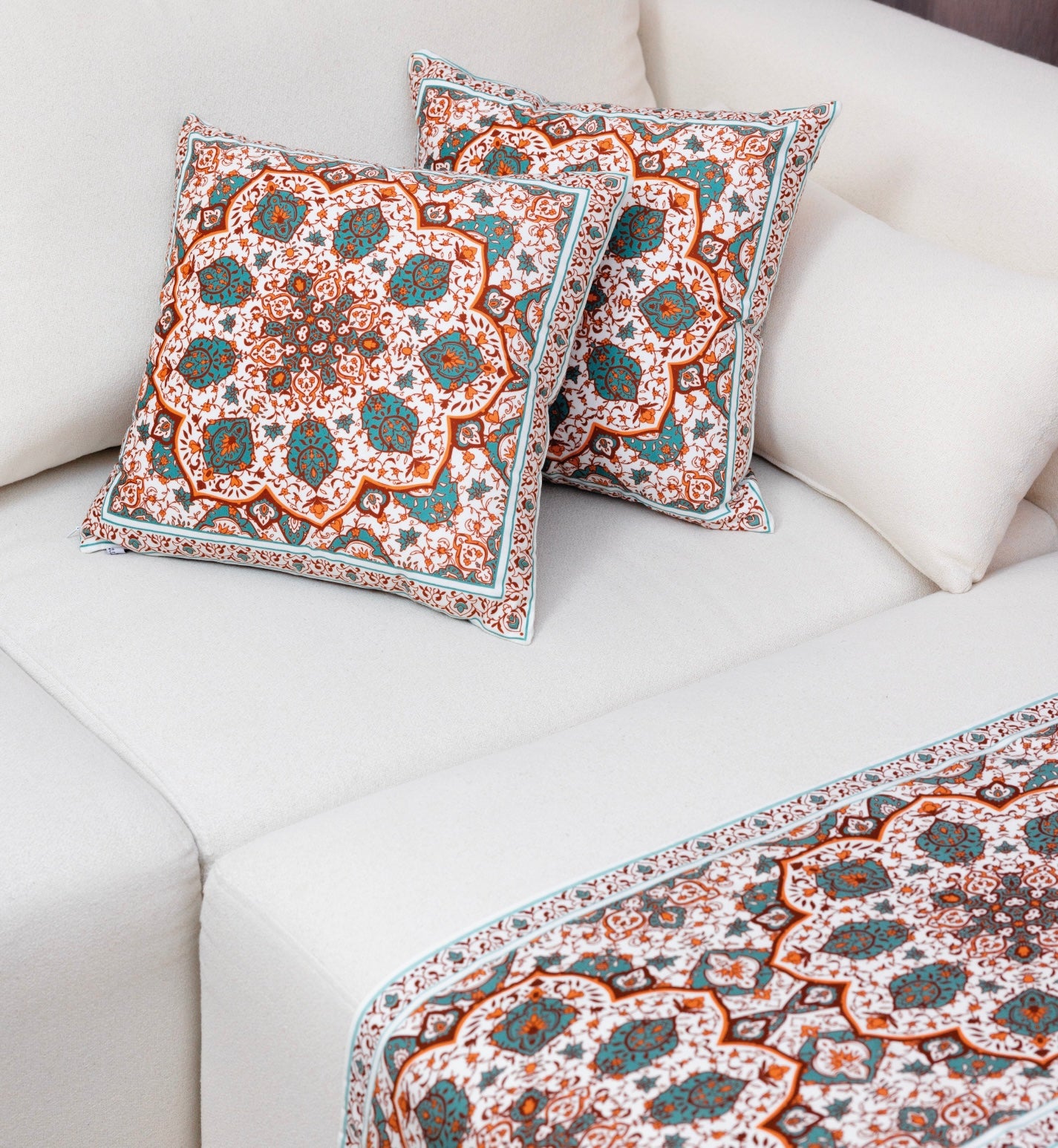 Zukhruf Table Runner